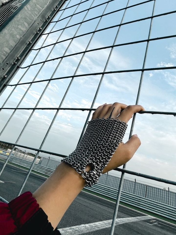 S__111493243_1