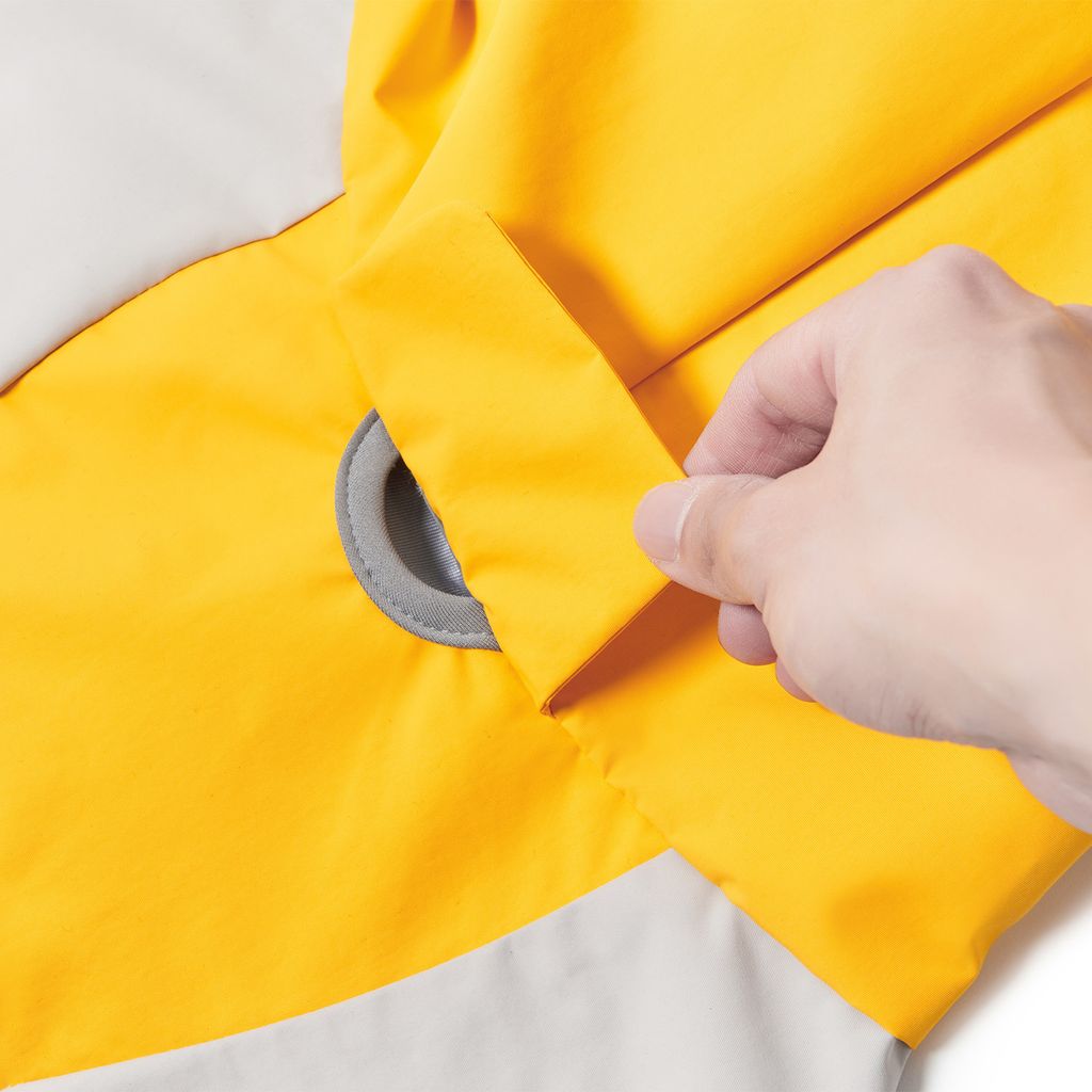 raincoat_YE_9