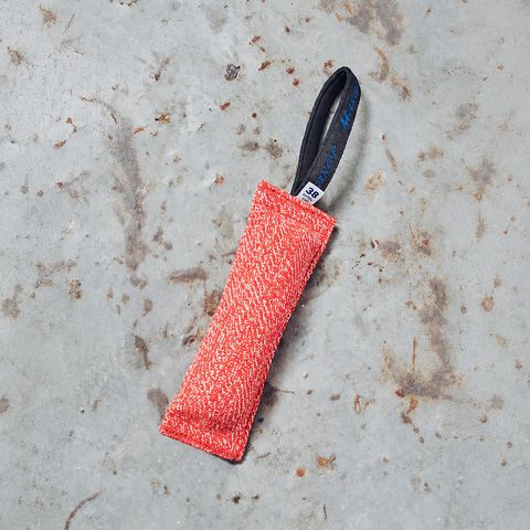one handle tug 38D_red