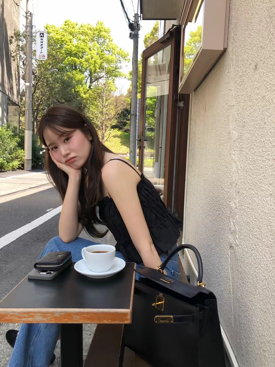 39cca235422f674837ccf0e427944bd6