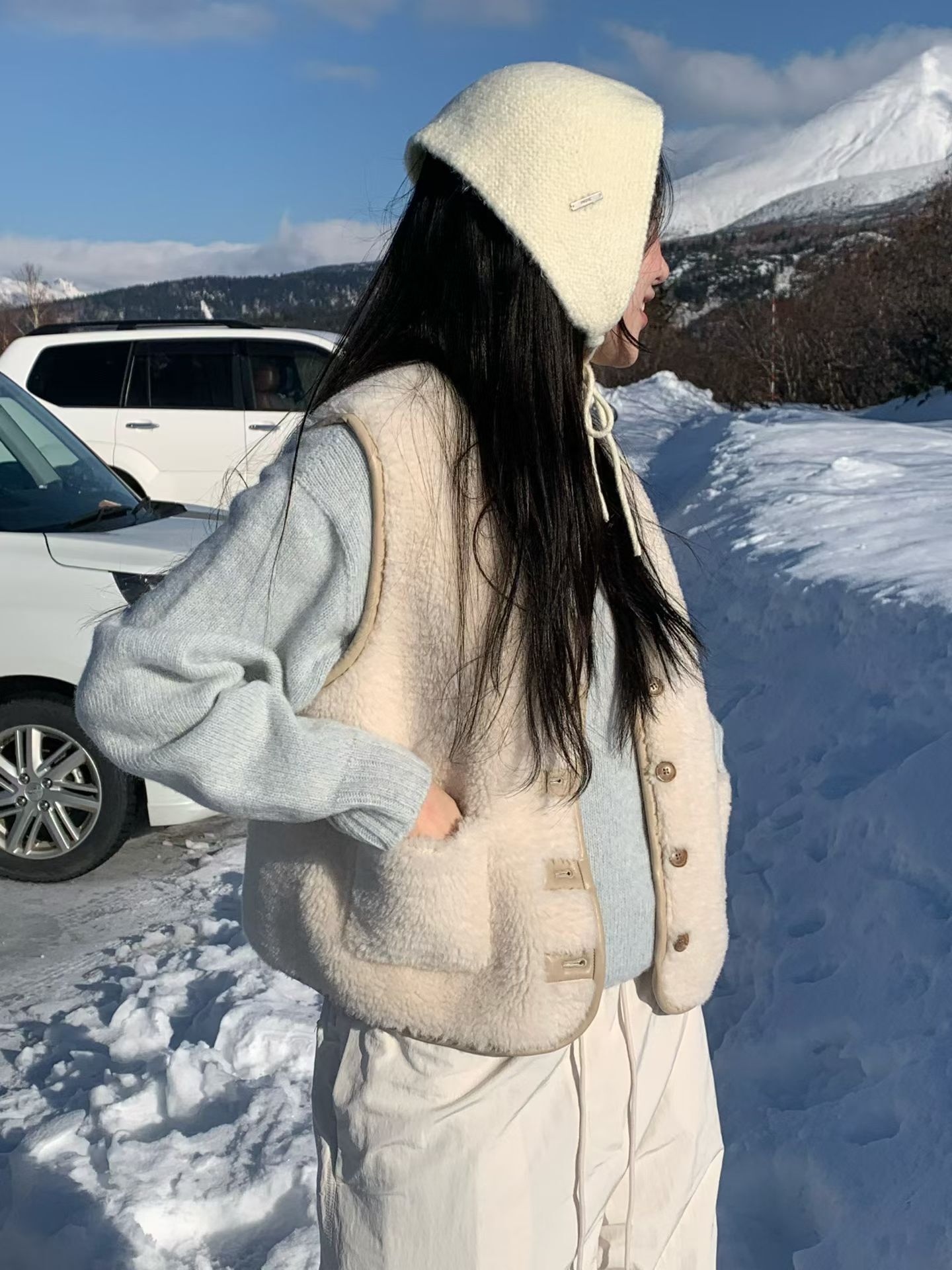 20843c1b8da0498e8f2c9131fd872585