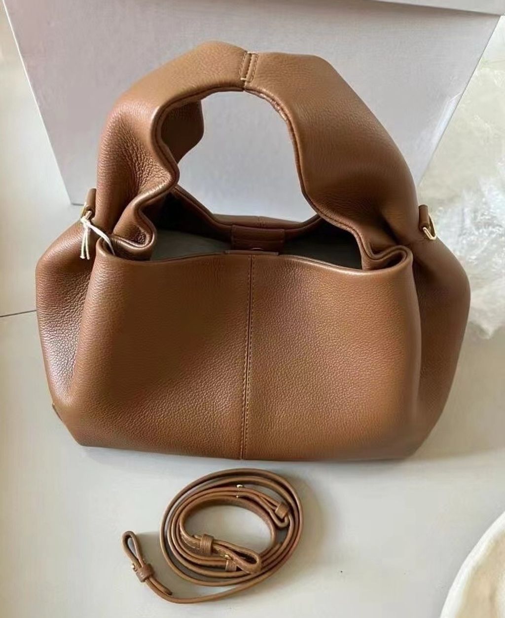 真皮雲朵餃子斜背包8