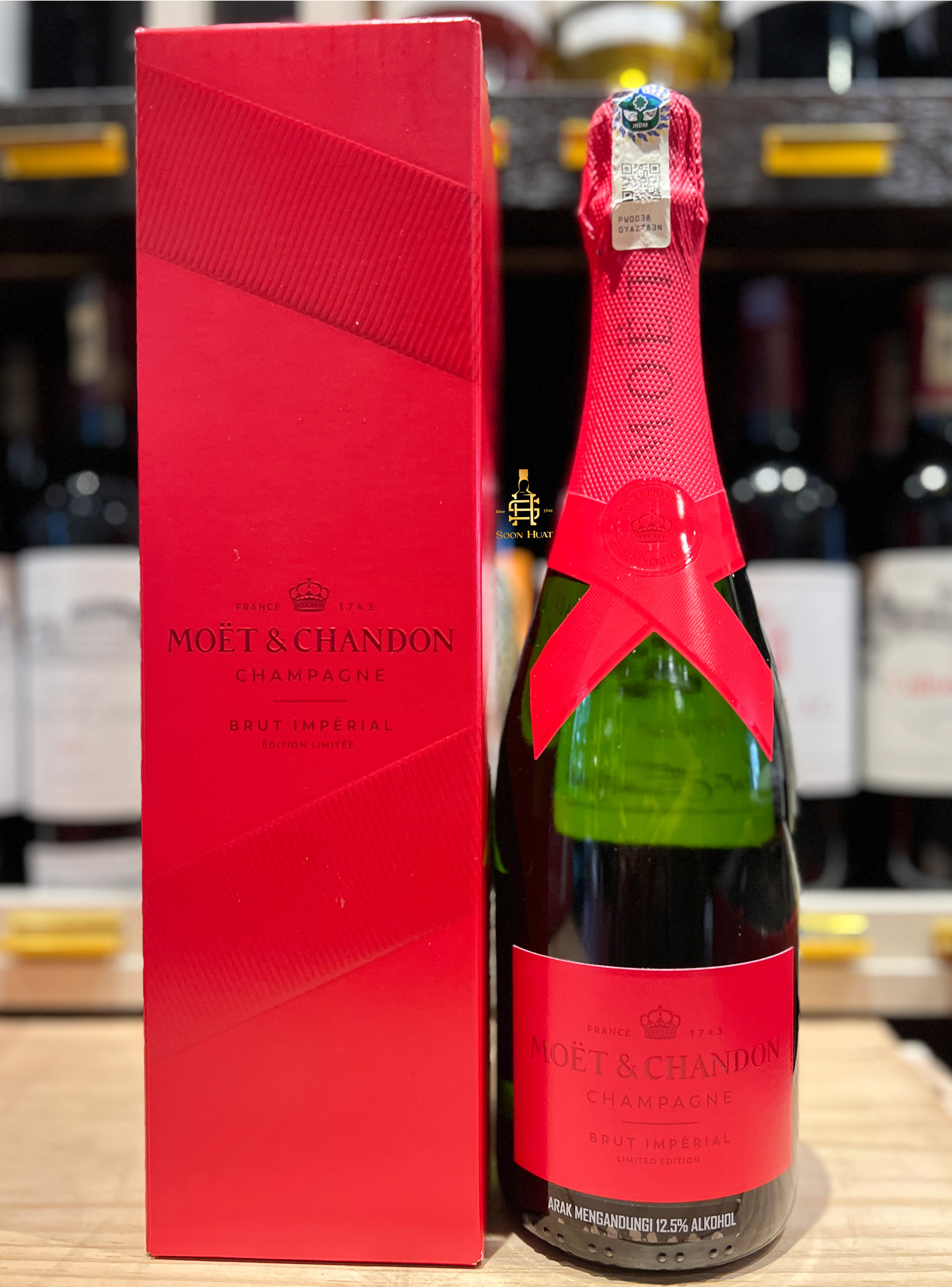 Moet Red
