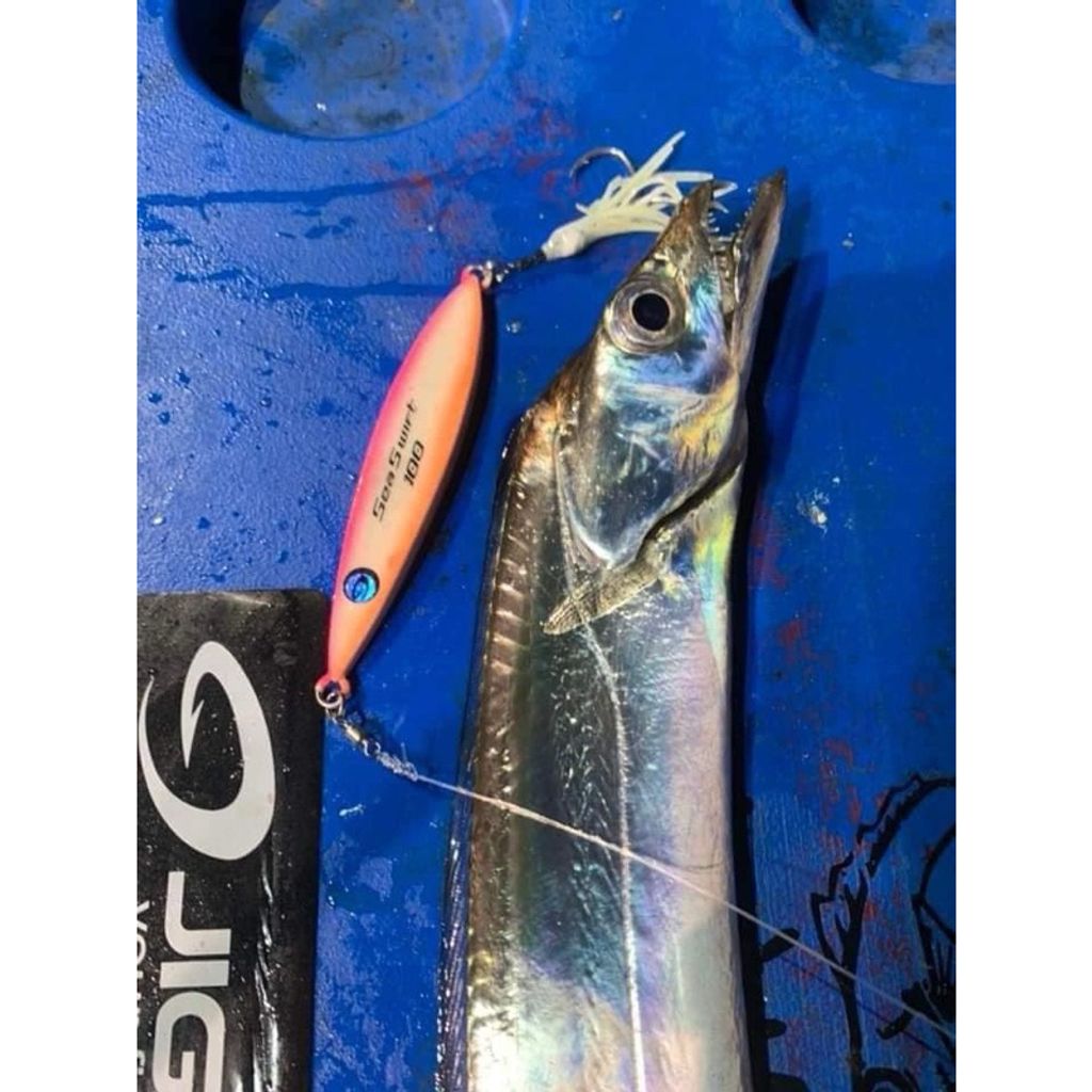 tw-11134207-7r992-lzc51oczq2am9a