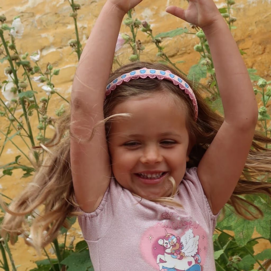 tw-11134207-820l4-mmber2mo5kp0d5