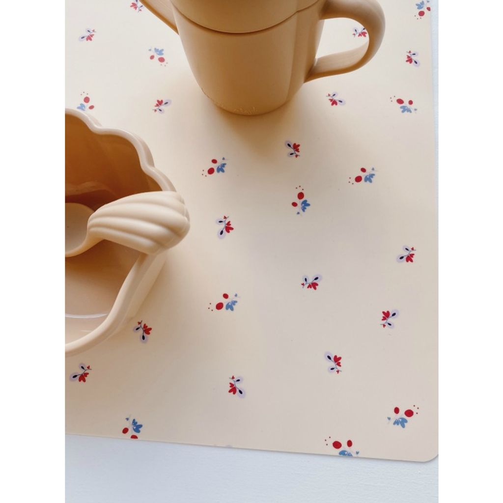 tw-11134207-7ra0q-mbq3ylfve7vm68