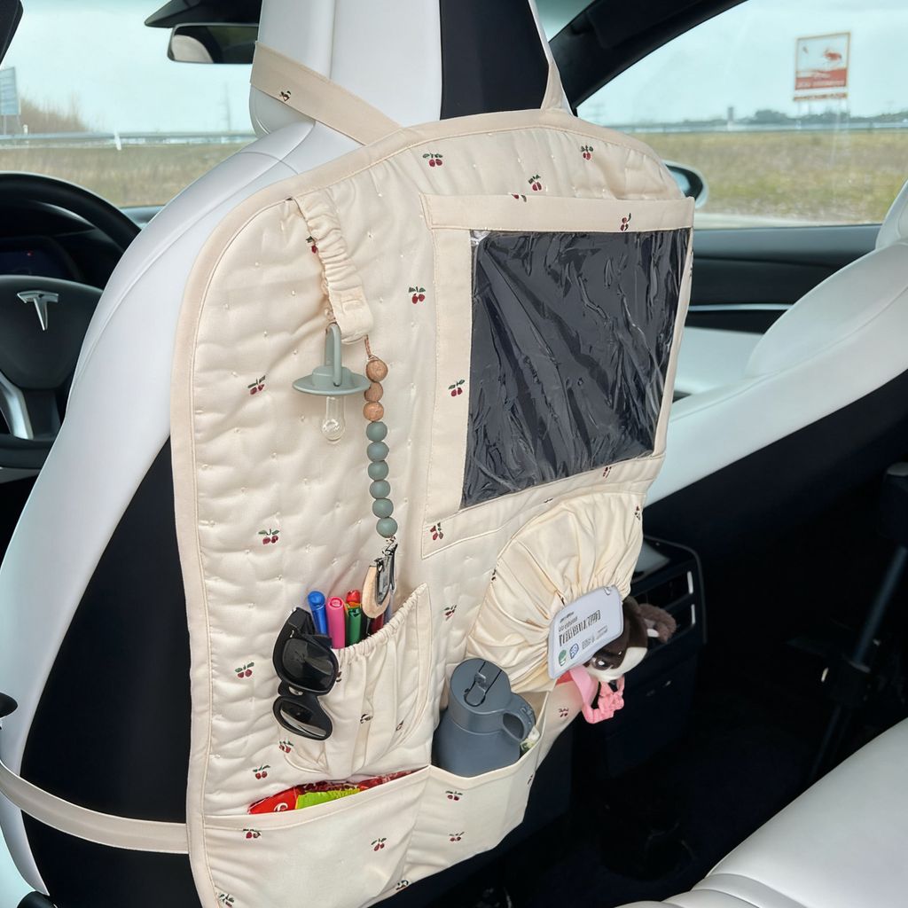 生成车用收纳包形象图