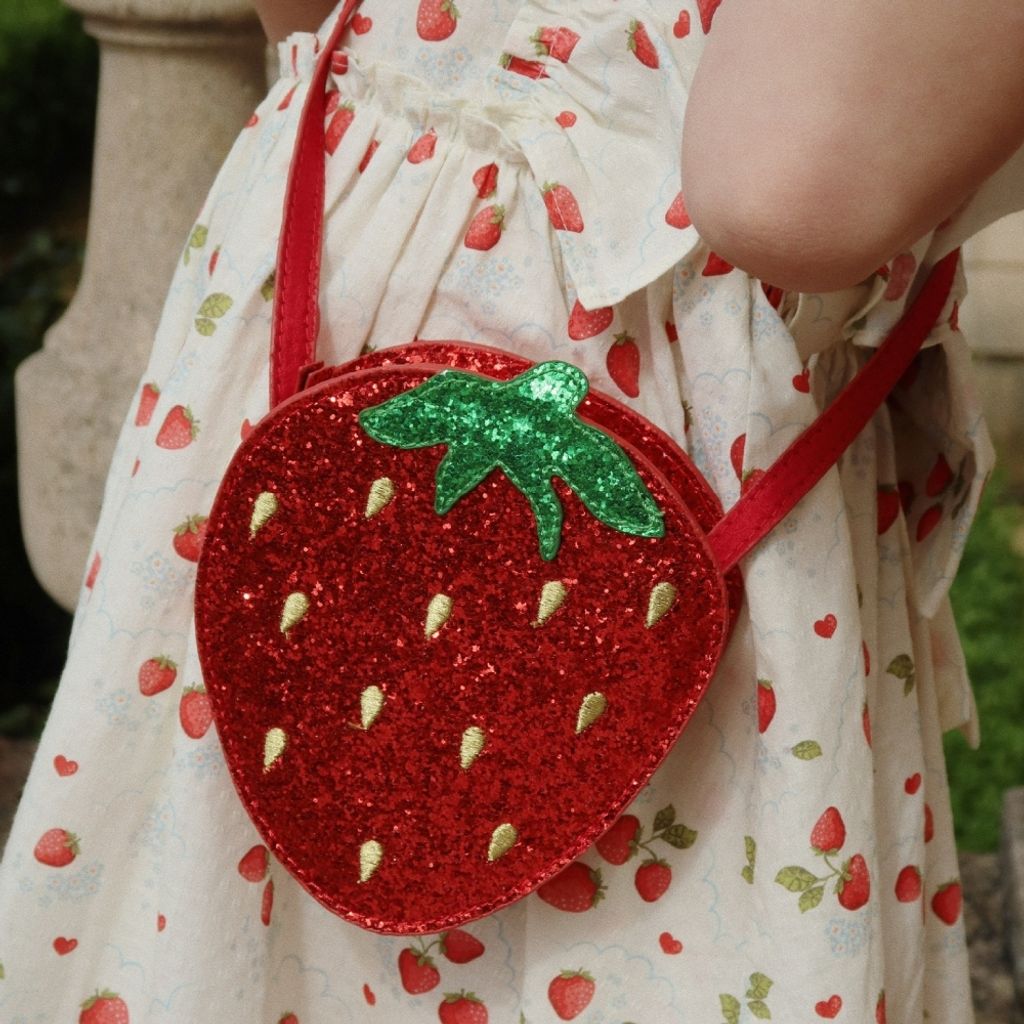 tw-11134207-81ztj-mhhefr9nirr65a