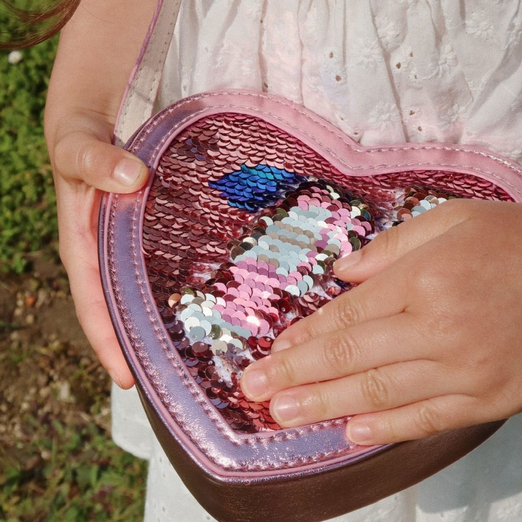 tw-11134207-81zte-mhhefr9j2n0h6e