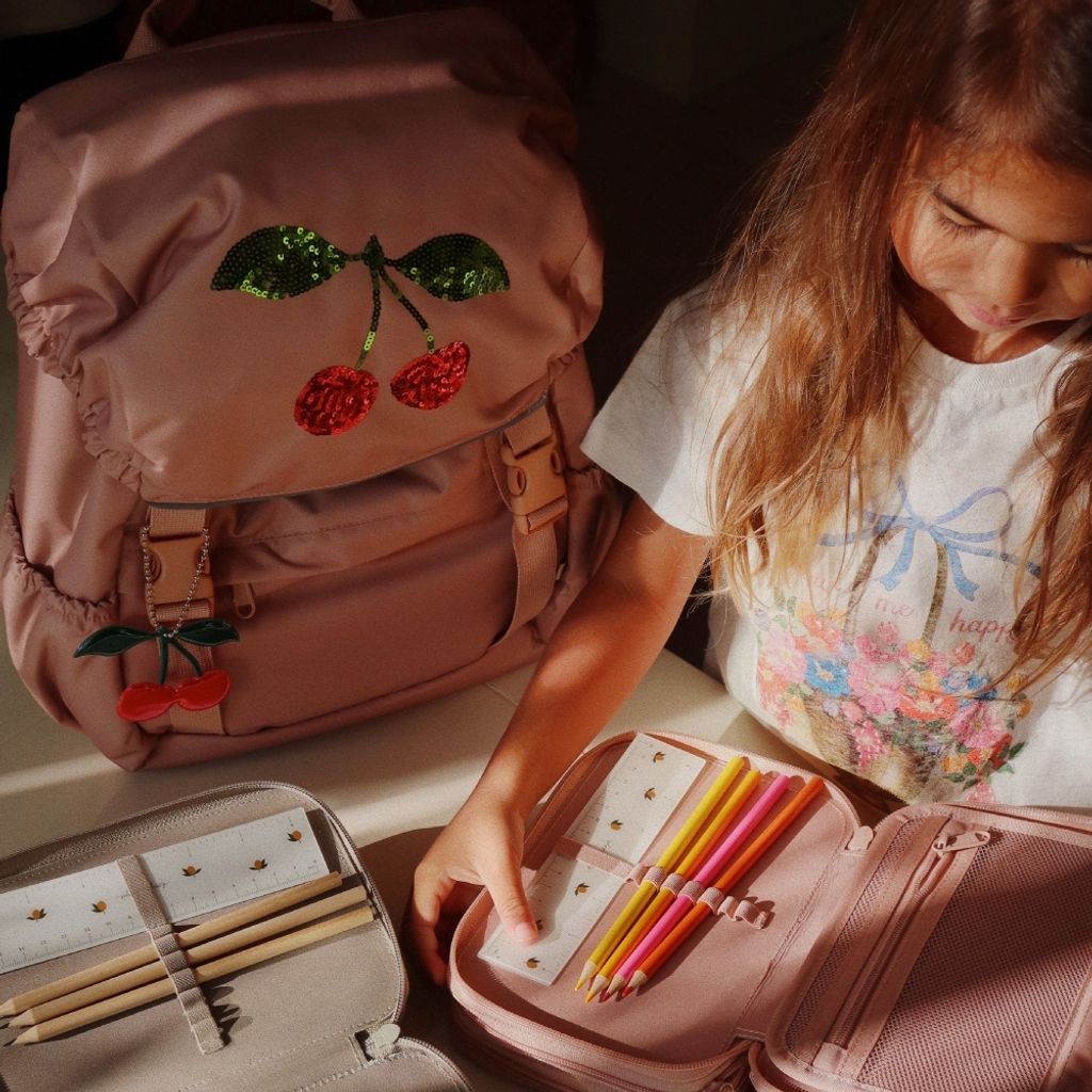 tw-11134207-81ztn-mhgzqfea0fet52