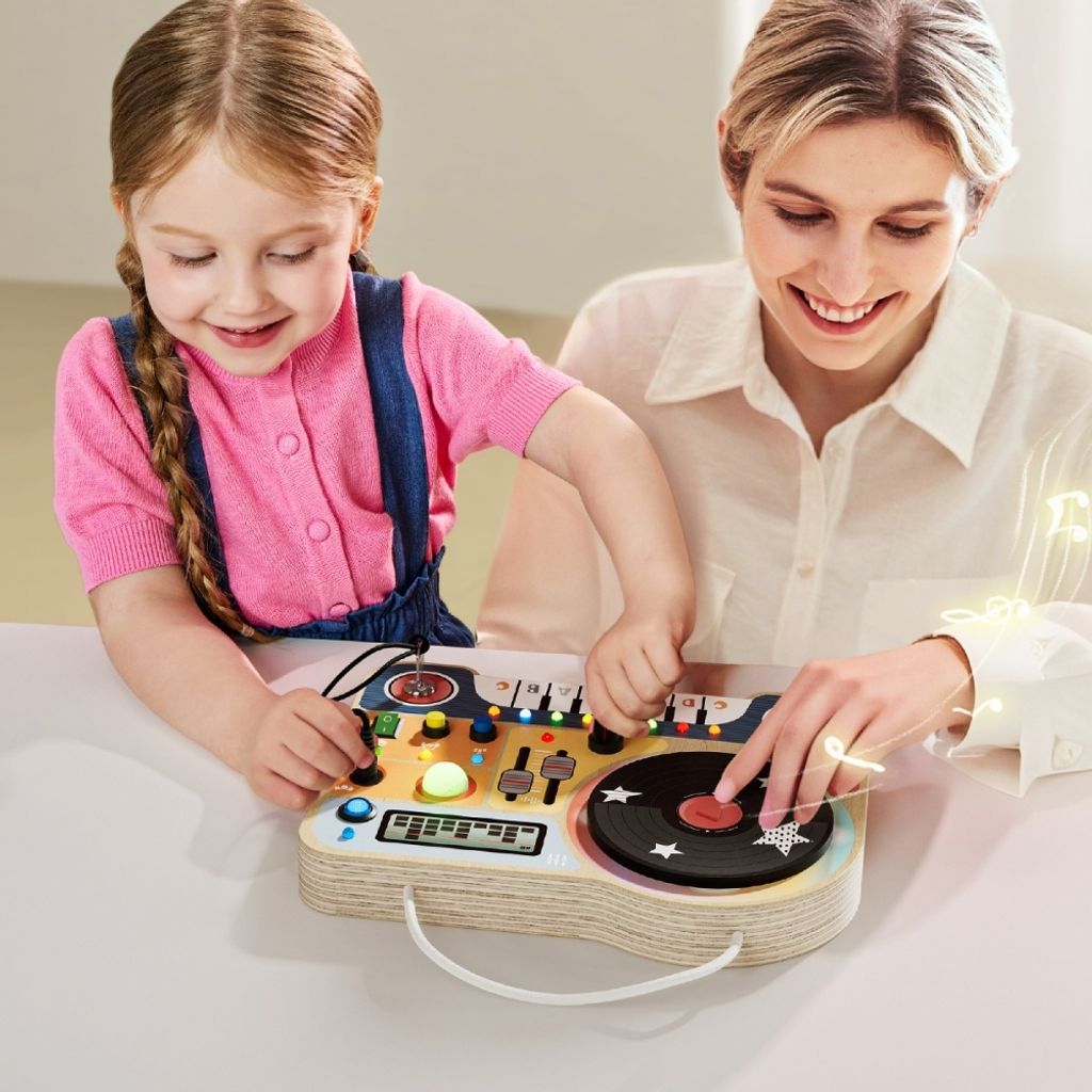 tw-11134207-81ztf-mi9w3fvukj5yc7