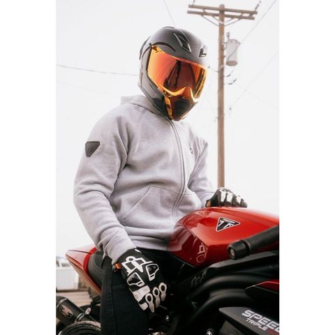 tw-11134207-820l7-moz5l8h9m3gic6