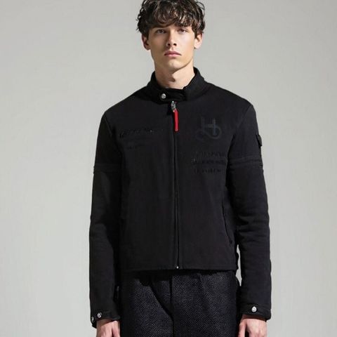 tw-11134275-7ra0g-mbza0t92pijue6