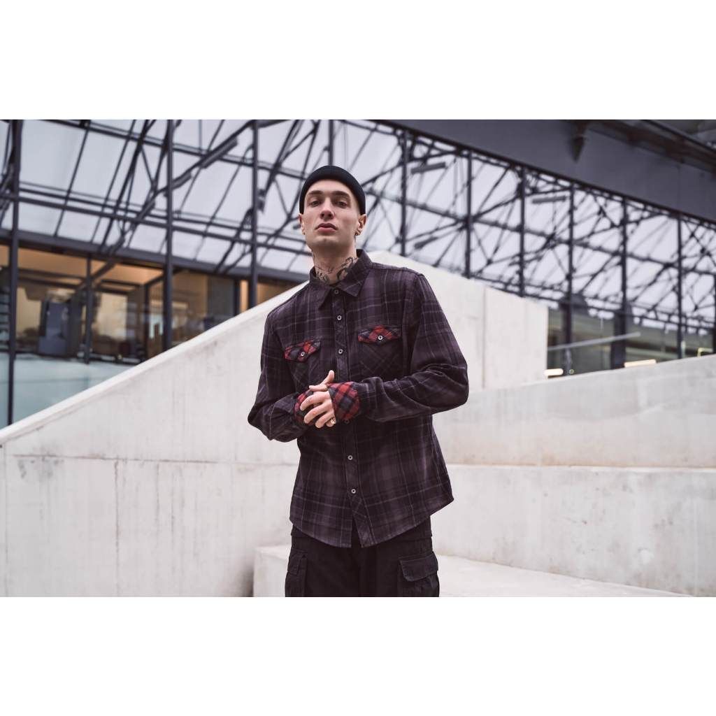 tw-11134207-7rash-m5wl6js0iuod0c