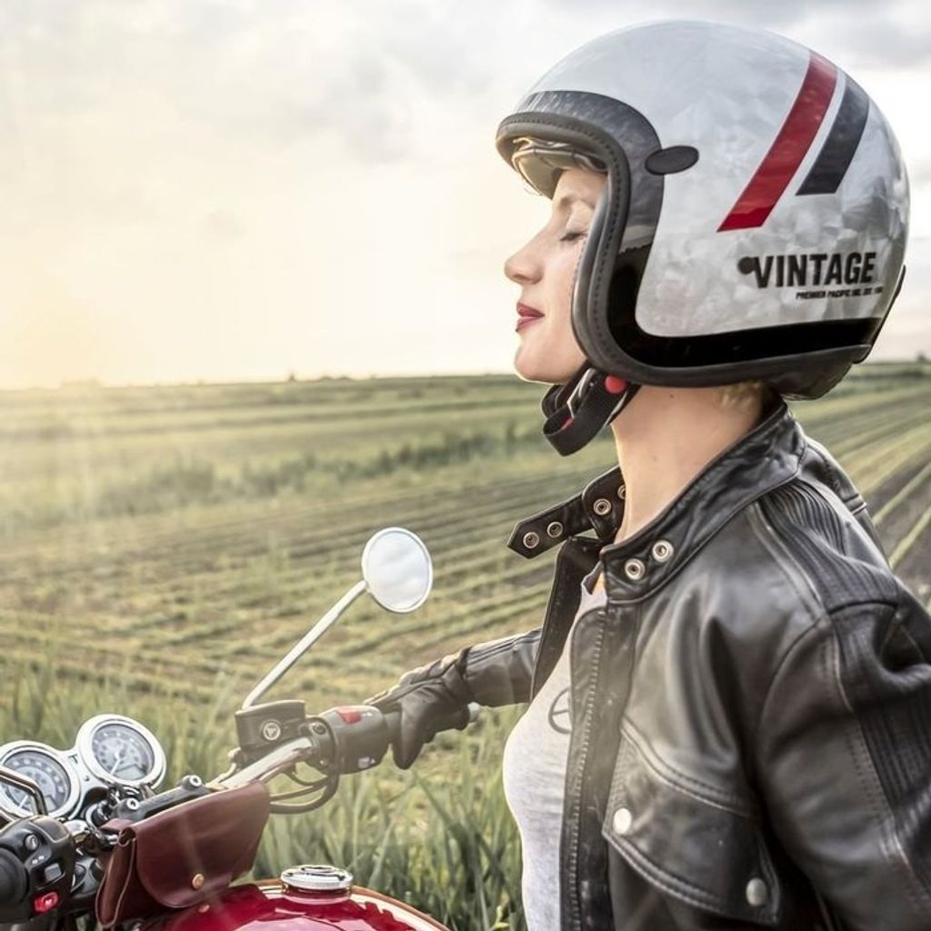 tw-11134201-7qukz-lgouvl5bi0ix23