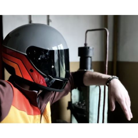 tw-11134201-7qul5-li2re2qlbyo245