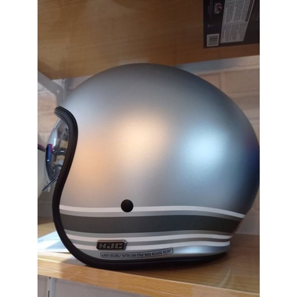 tw-11134201-7qula-lgouze5szx9o8b