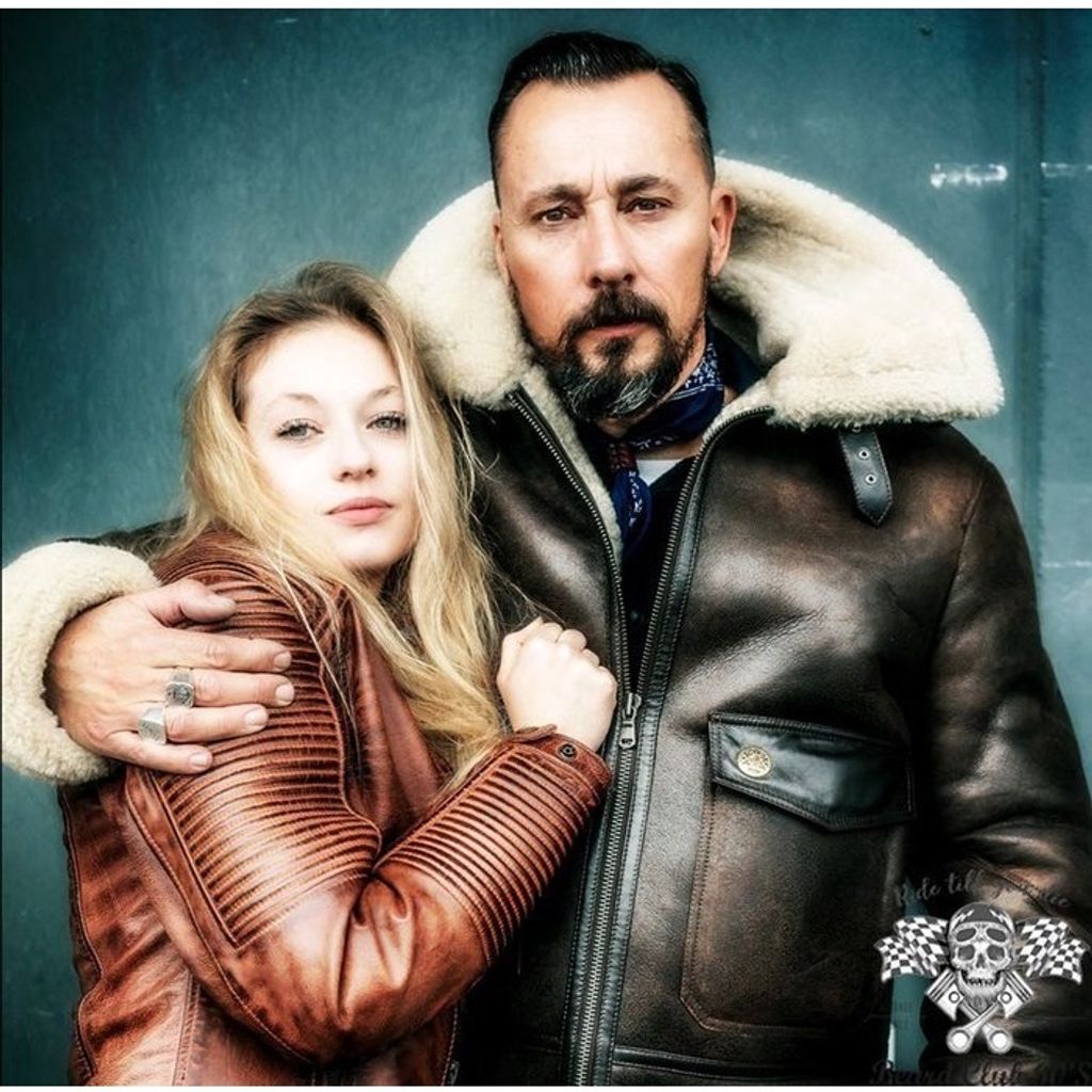 sg-11134201-23010-zhfhy55hkzlv5d