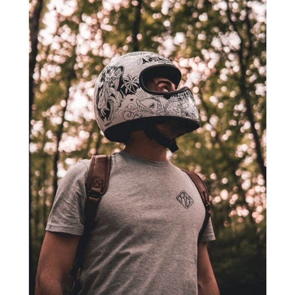 tw-11134201-7qula-li2rdvnlp41ga8