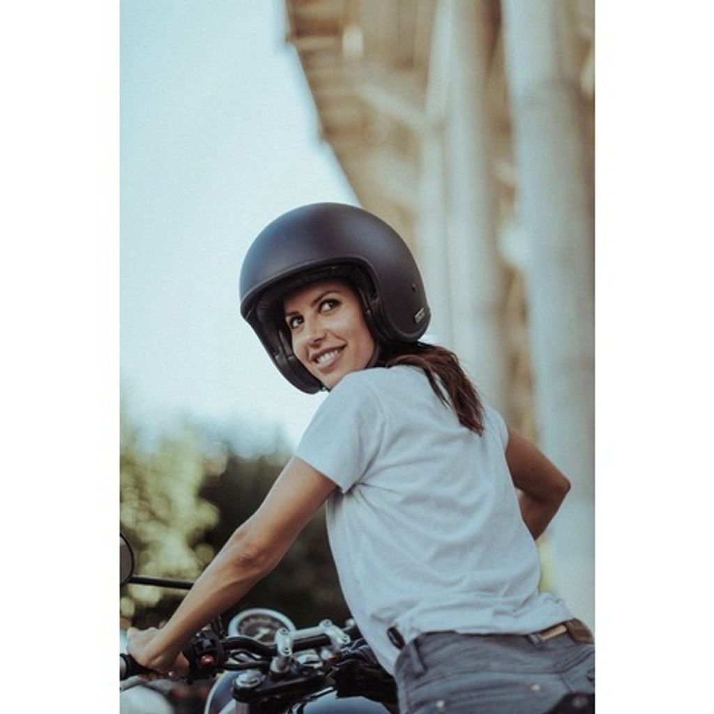 tw-11134201-7qukx-lgouzeg2kwfg20