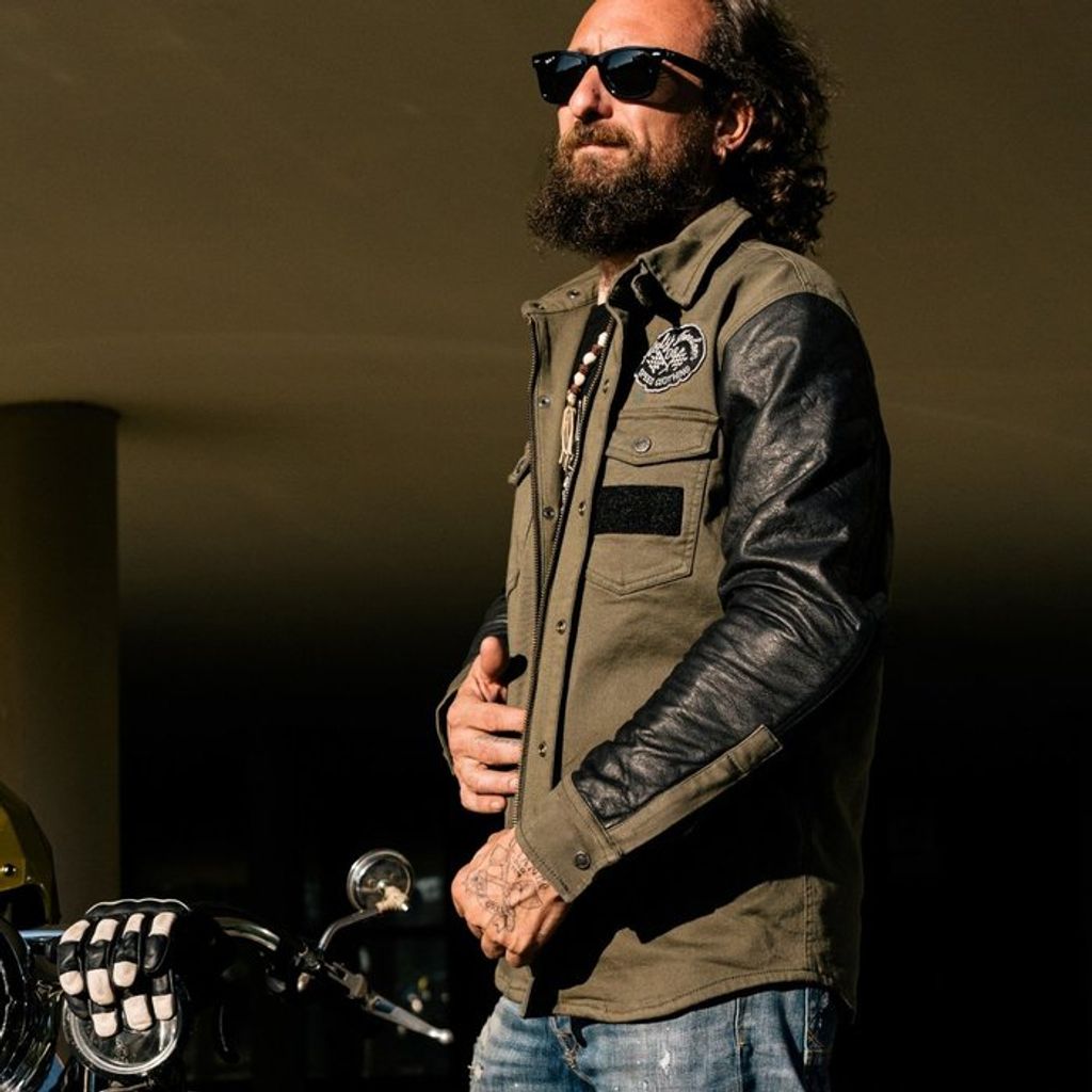 tw-11134207-23030-1m6ix7a0b8nvfa