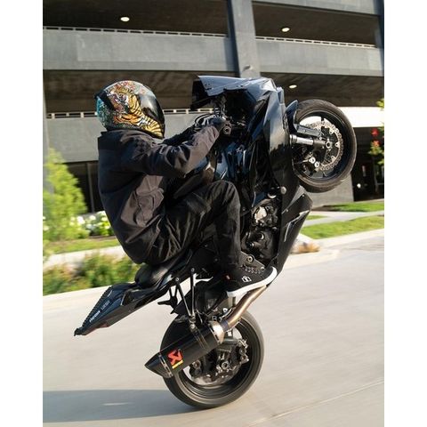 tw-11134201-7r98t-lo2c6vp4tjy182