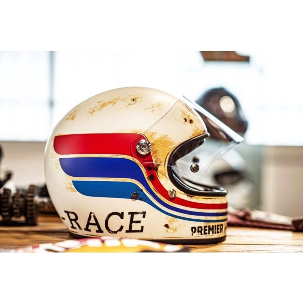 tw-11134201-7qul5-li4i0zraleb881