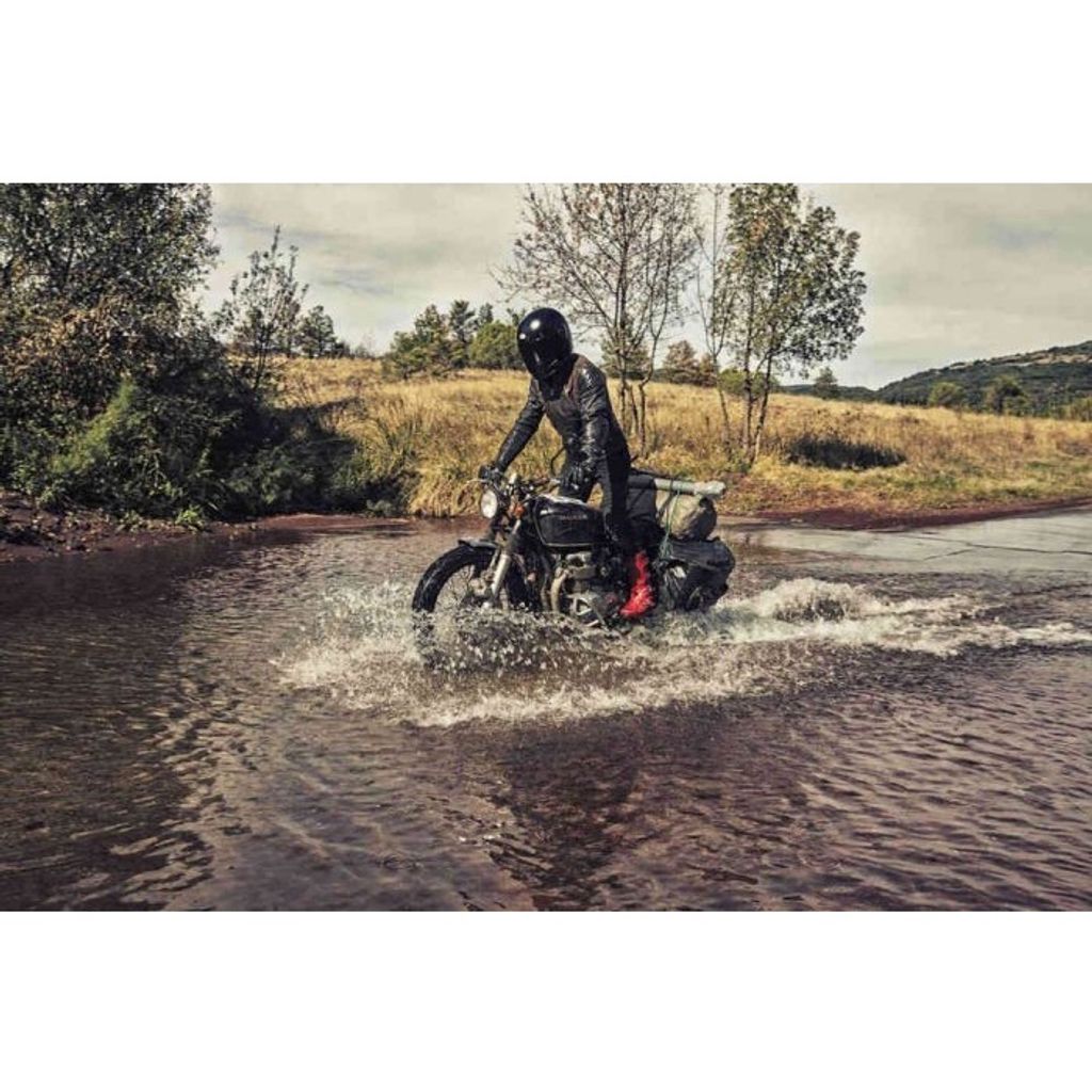 tw-11134201-7qul9-lir2fcw0716cec