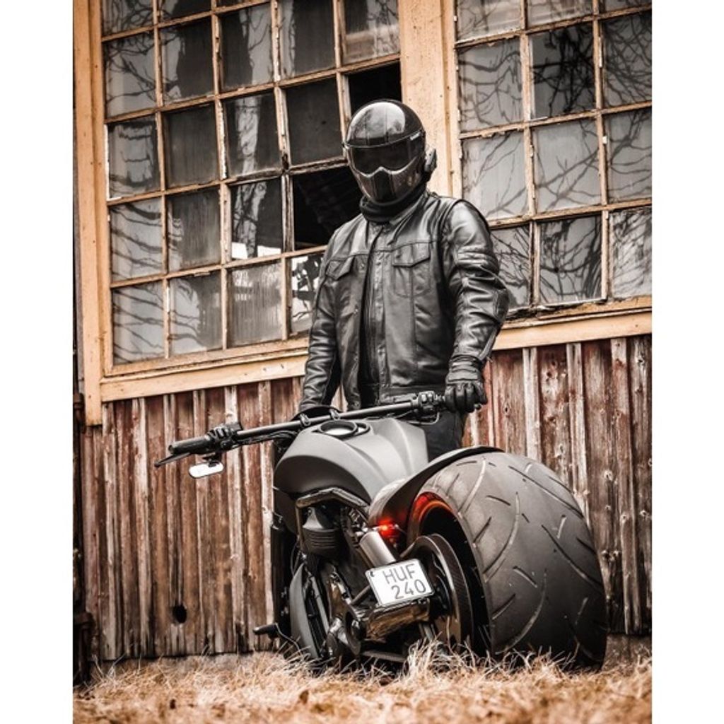 tw-11134201-7qul9-li2rclzwigtw68