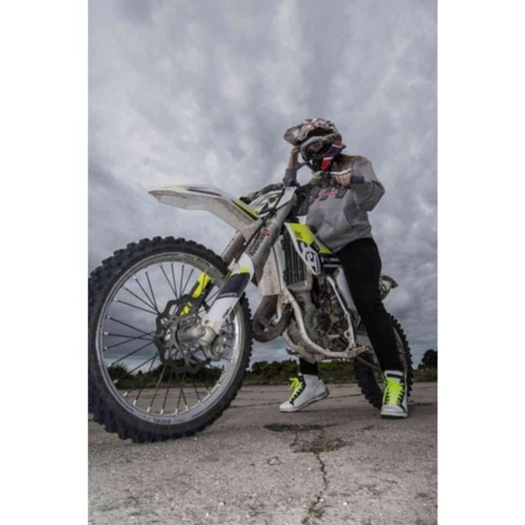 tw-11134201-7qula-lir2f9ih22bm78