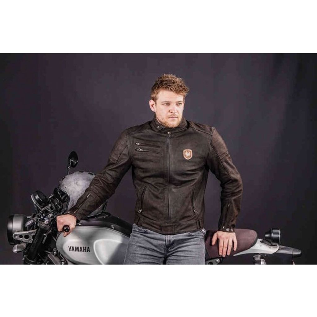 9cc78c031bd874f81d4413a7f401b1c1