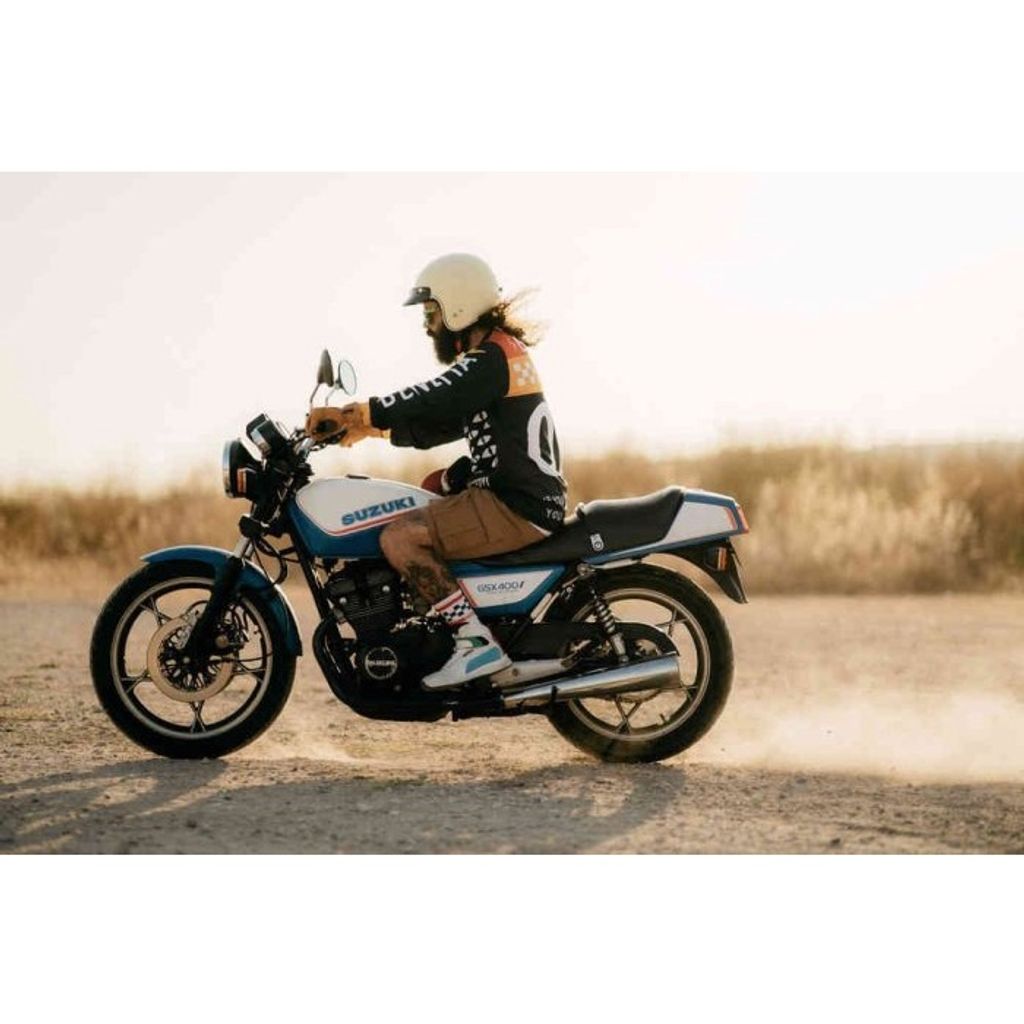 tw-11134201-7qul2-lia65lzzcnk20e