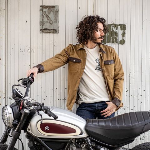 tw-11134201-7qul4-lewqpsrsl7wn5a