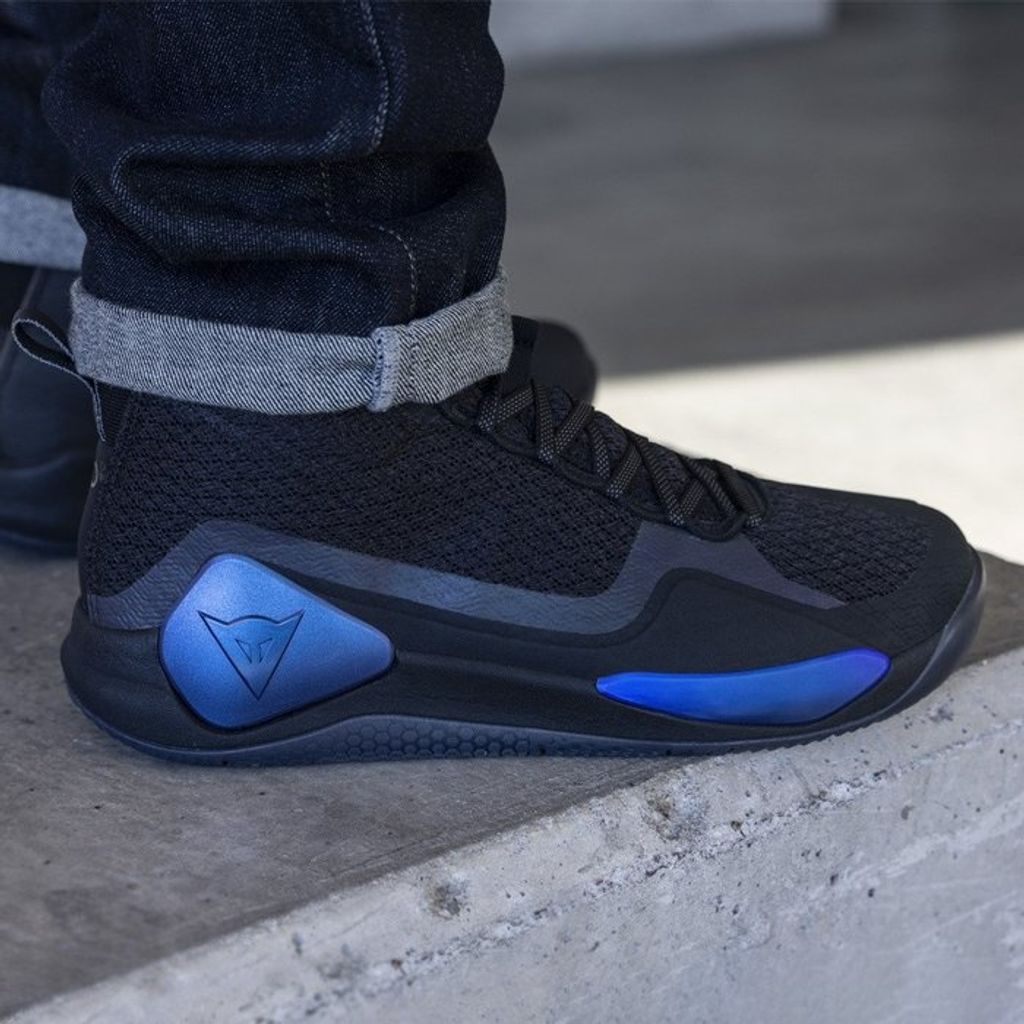 tw-11134201-7qukz-lewqthiach1j20