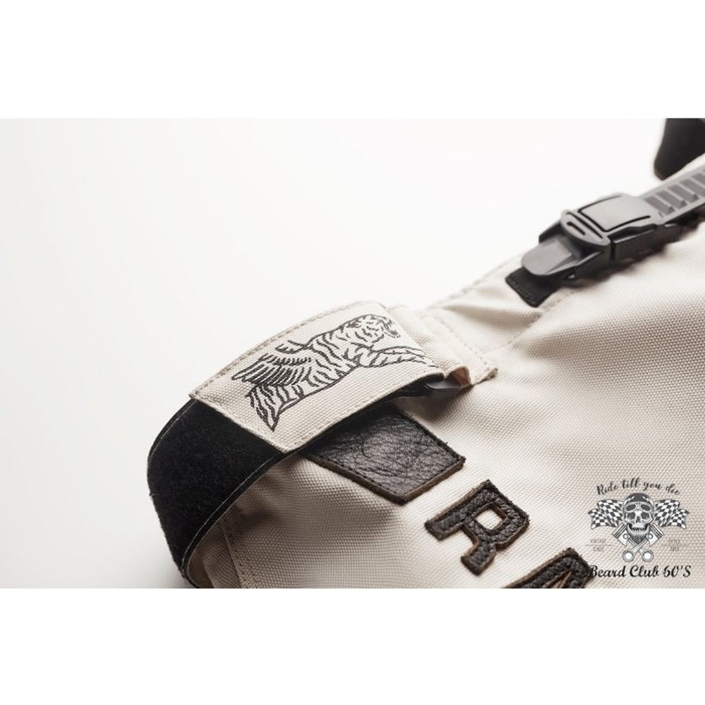 7d676d7f0db5e5cb7e1de8bf8d48145f