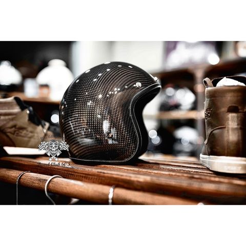 tw-11134207-7rbk2-m6xycwj0rwova0