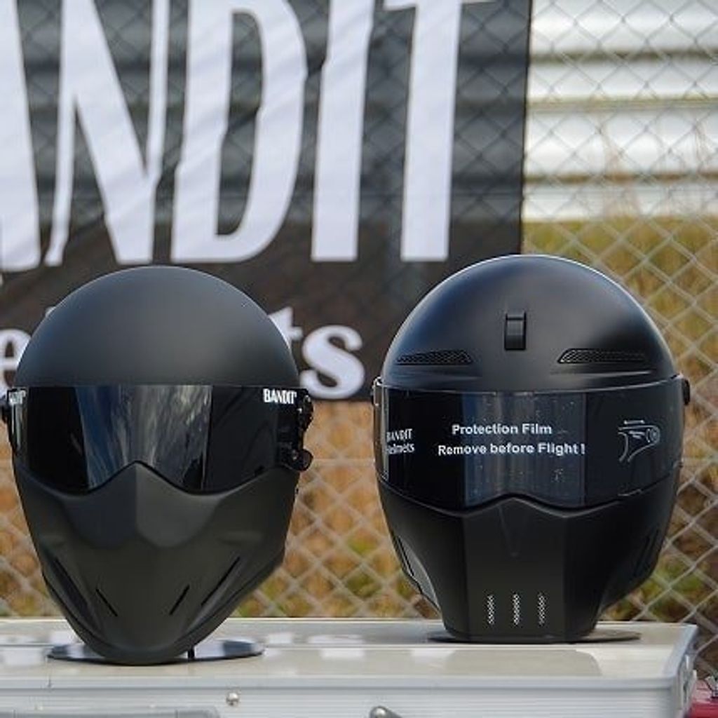 tw-11134201-7qul0-li2rc99j81pw22