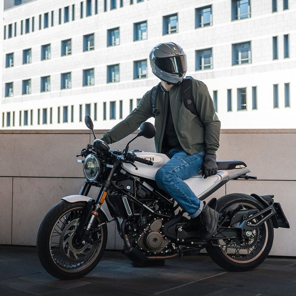 tw-11134201-7qul6-lewqti7jbi9b43