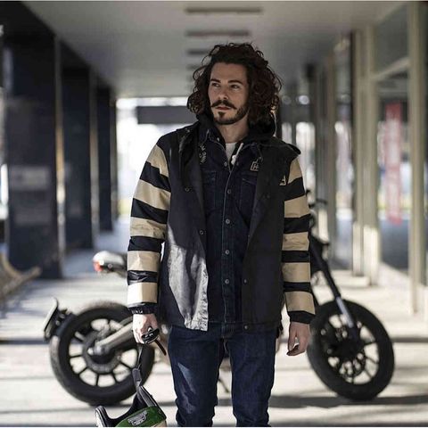 tw-11134207-23020-iz1cq8oezinv8c