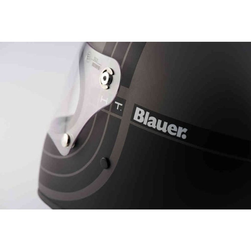 tw-11134201-7qul4-lgouf1yyib702b