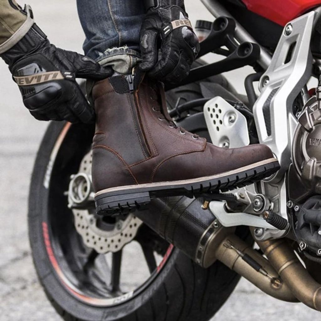 tw-11134201-7qul5-lir2favv1sg250