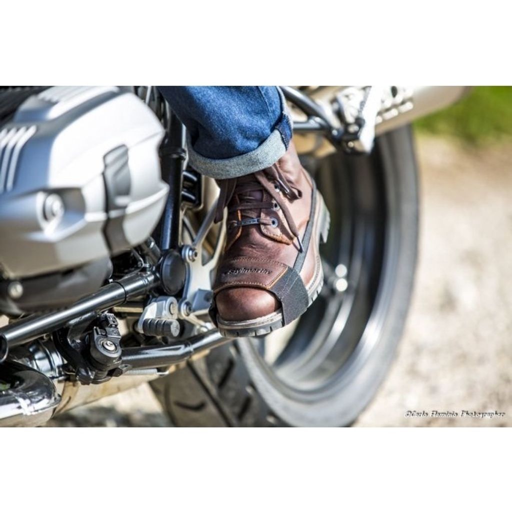 tw-11134201-7qukz-lir2fb5ape0y02