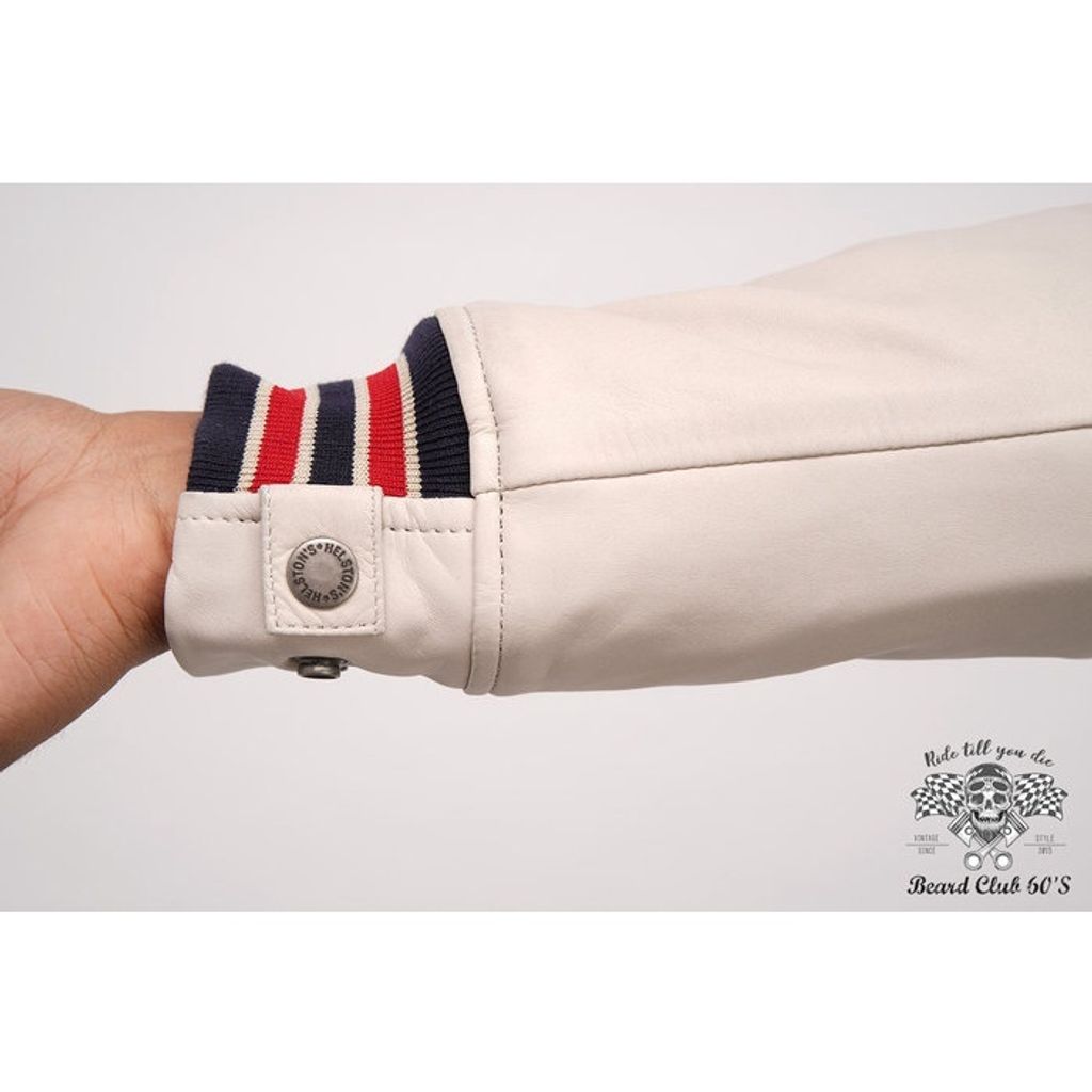 09f15741e54510b18b038b1b41b5465d