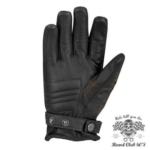 f9ed4a1810b69f7a2252fc76229f593b