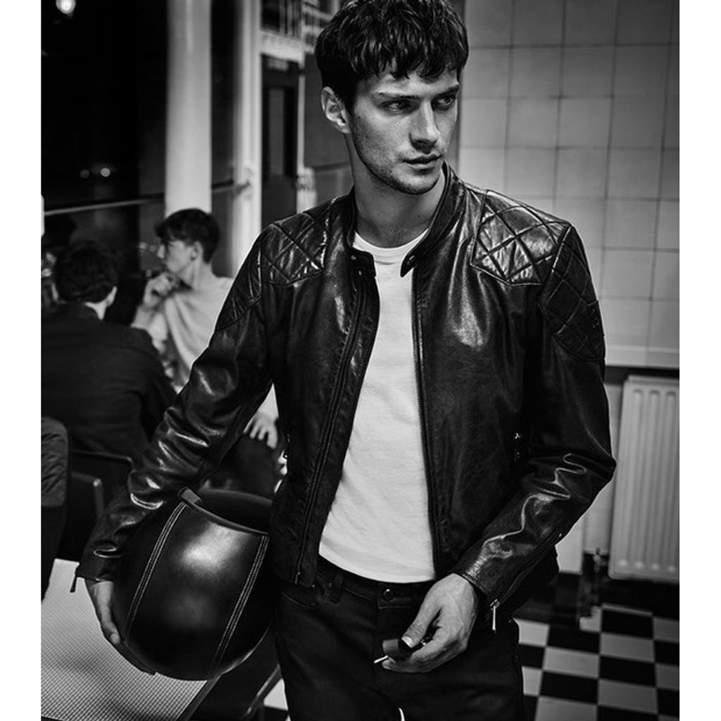 813d2ffa4c17b51443b677734953eed9