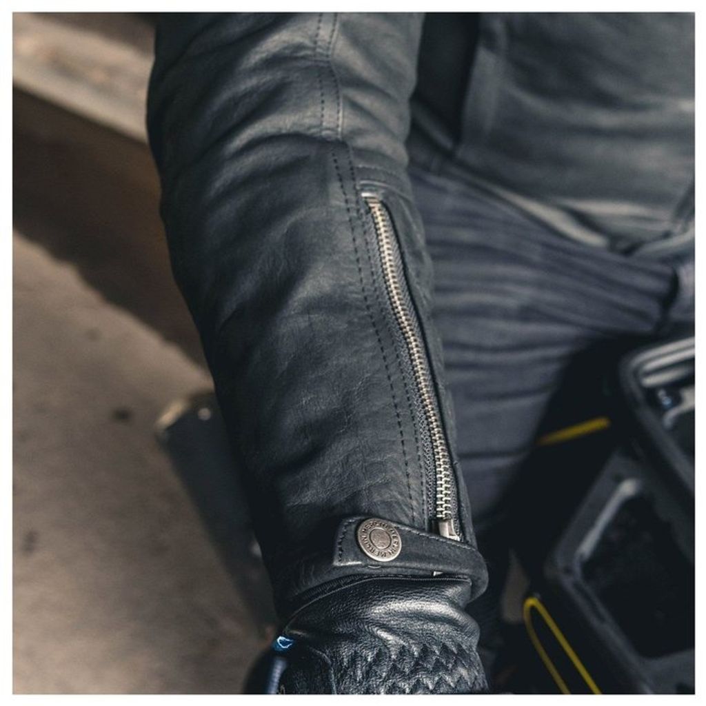 54db8d285f3770522be7f998bb6c355b