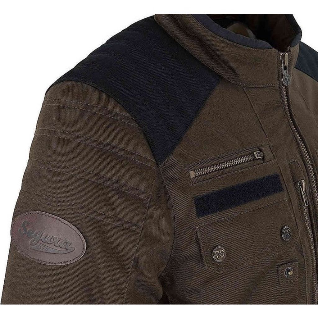 7982c9aaa3876fb20f18533e7cb8c1e5