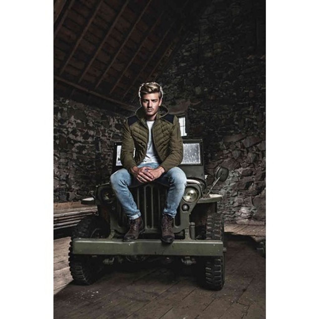 72680ac927fb1967165121dd17f52a76