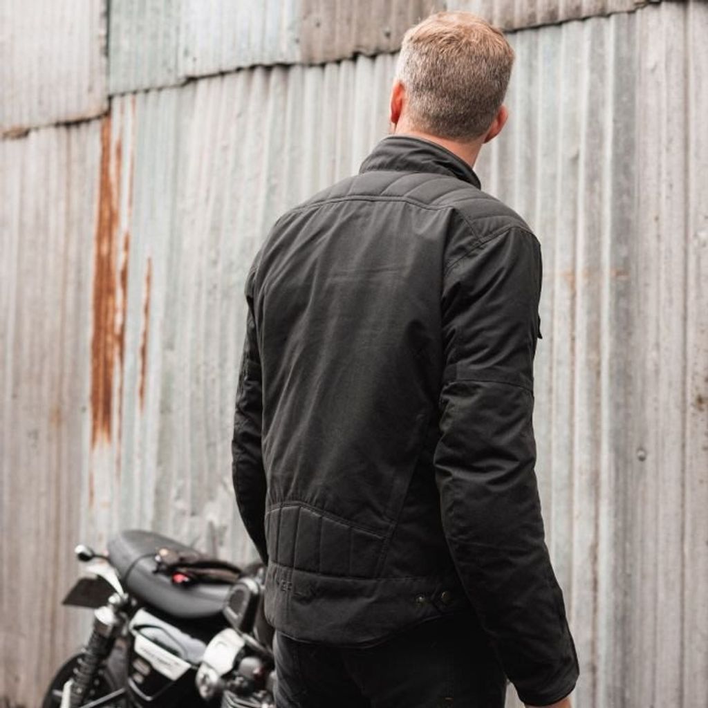 9eb70349c61304ba67695a0df121fadf