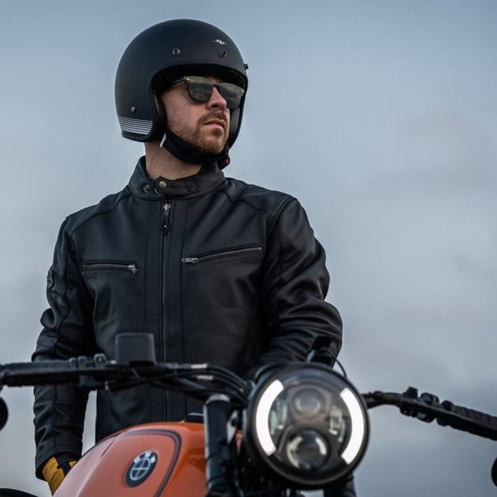 tw-11134201-7r98o-llylng0e4ujfac